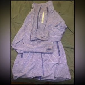 Lulu Lemon zip up size 12